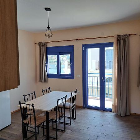 Blue Moon Apartment Agia Efimia Esterno foto