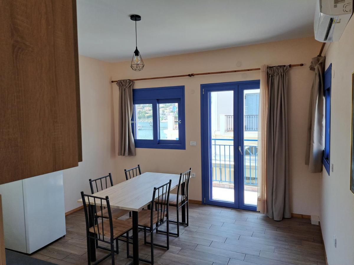 Blue Moon Apartment Agia Efimia Esterno foto