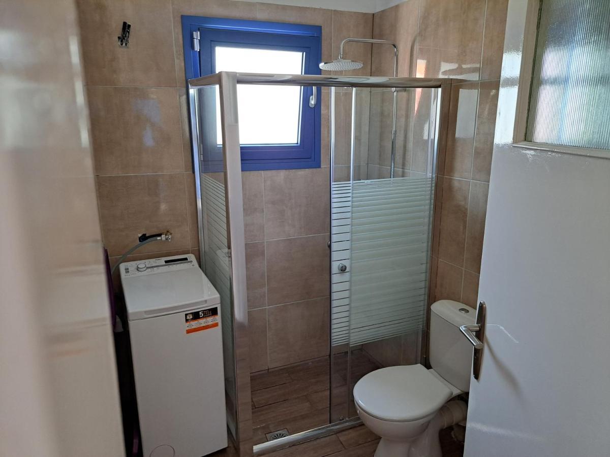 Blue Moon Apartment Agia Efimia Esterno foto