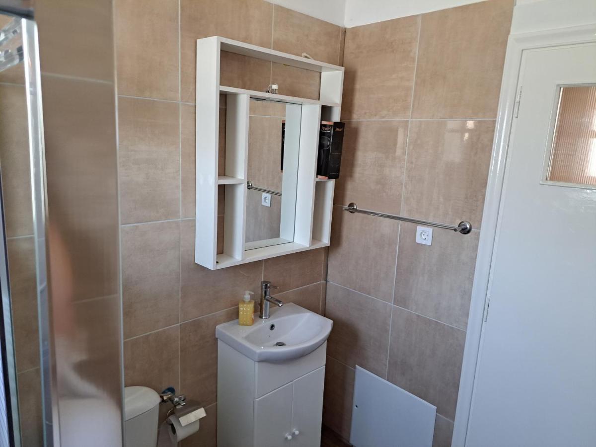 Blue Moon Apartment Agia Efimia Esterno foto